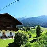 Manuela * Neustift im Stubaital
